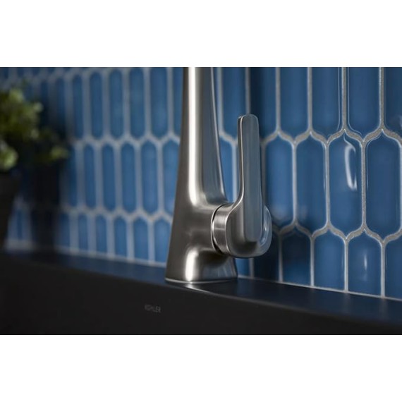 R22867-SD-VS Maxton Pull-Down Kitchen Faucet with Soap Dispenser/Lotion Dispenser, Kitchen Sink Faucet with Pull Down Sprayer, Vibrant Stainless