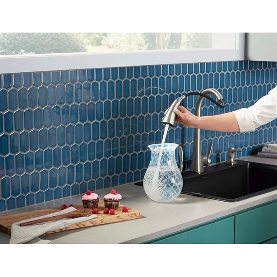 R22867-SD-VS Maxton Pull-Down Kitchen Faucet with Soap Dispenser/Lotion Dispenser, Kitchen Sink Faucet with Pull Down Sprayer, Vibrant Stainless